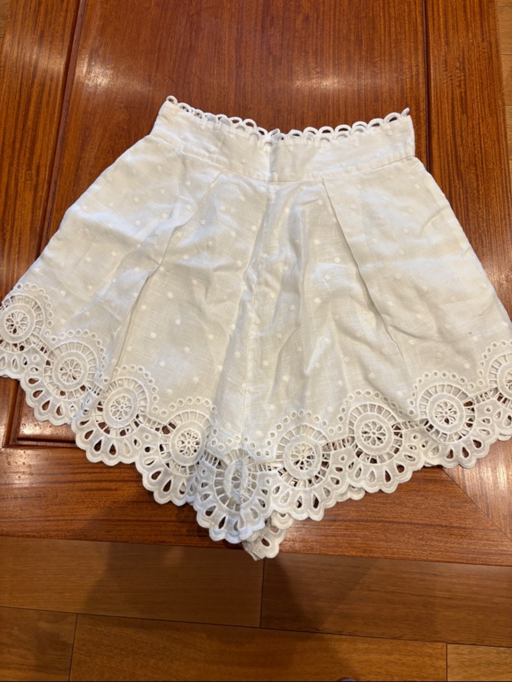 Women’s white linen Zimmermann shorts